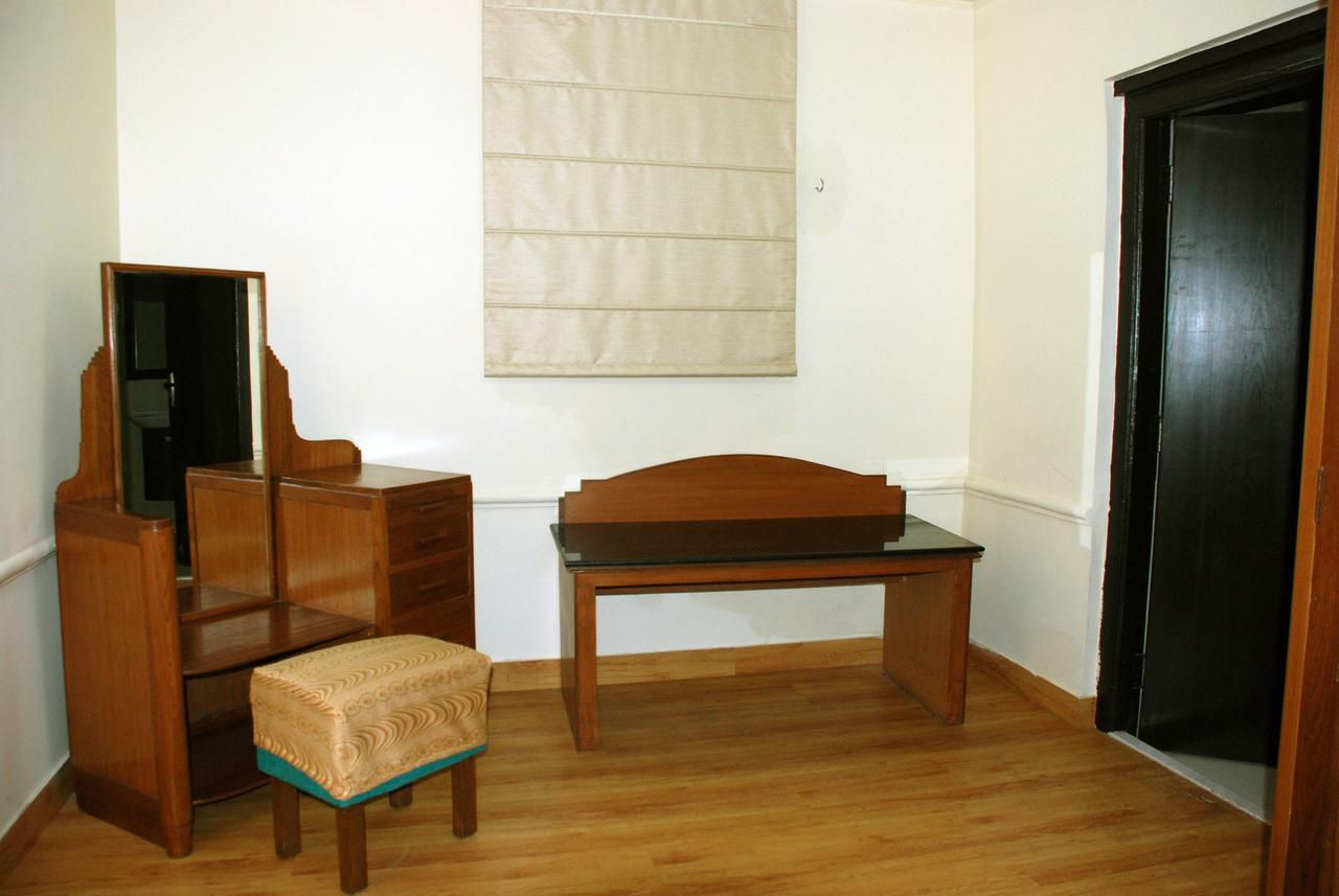 Alasia Hotel Kasauli Bagian luar foto